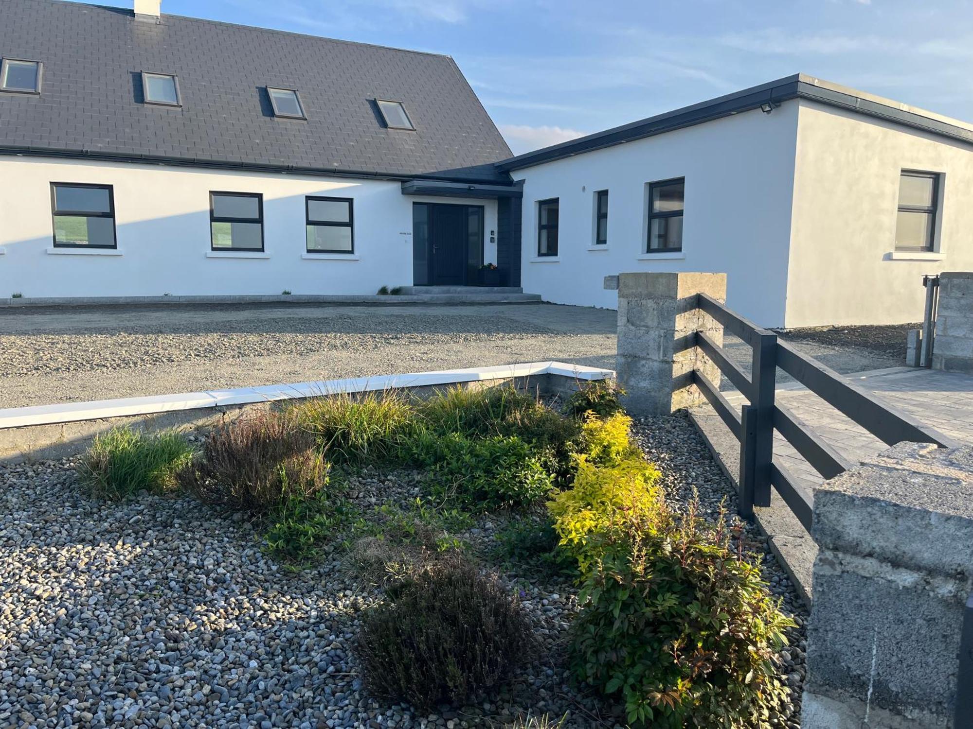 An Sean Teach Self Catering Apartment Fodry Exterior photo